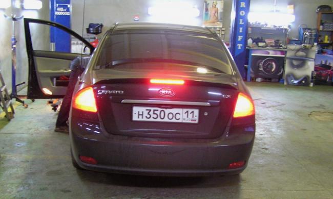 sdelat-migajushhij-stop-signal-svoimi-rukami-1.jpg
