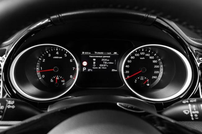 приборная панель Kia Ceed SW