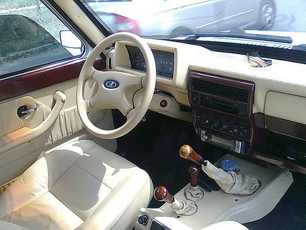 Перетяжка салона авто