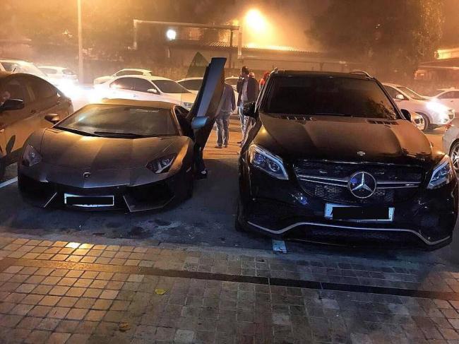 Автомобили футболистов сборной России