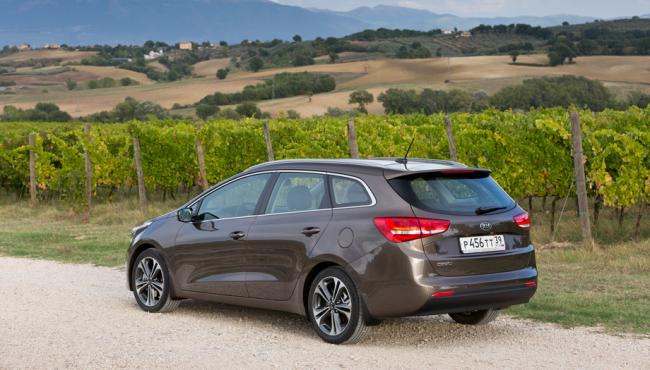 KIA Ceed SW 2017-2018 в новом кузове универсал отзывы